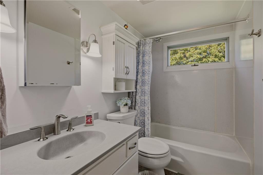 31 Redwood Road Property Photo 41