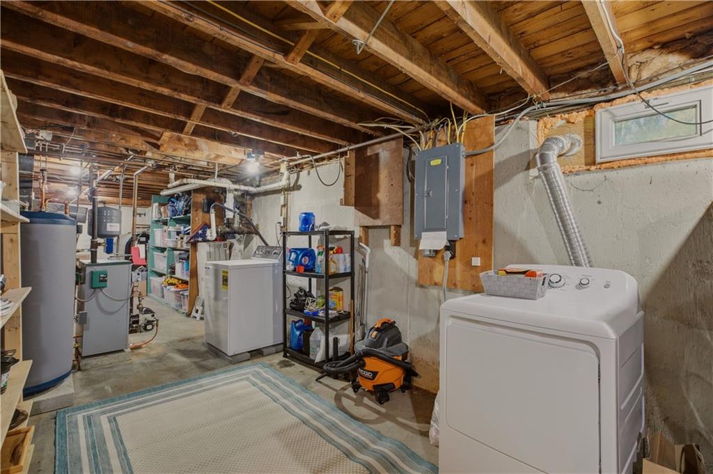 31 Redwood Road Property Photo 45