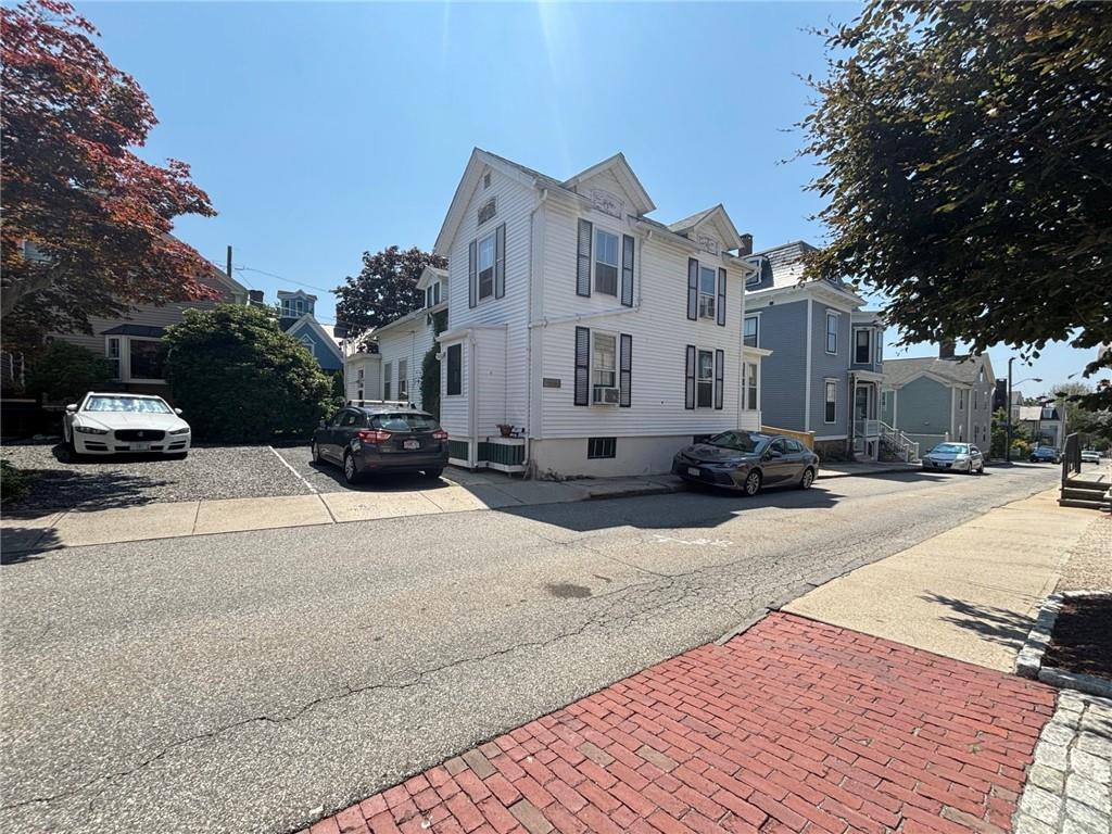107 Prospect Hill Street UNIT 3 Property Photo 1
