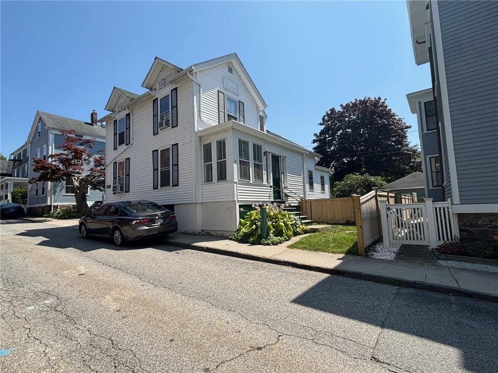 107 Prospect Hill Street Unit 3 Property Photo 2