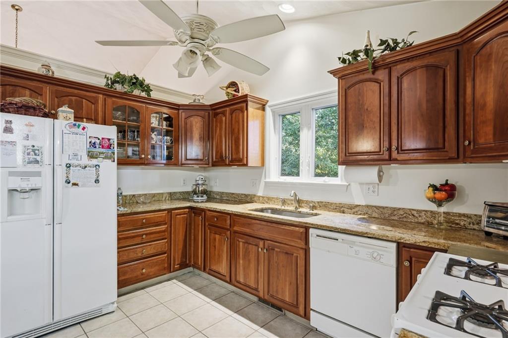 243 Spencer Woods Drive Unit 243 Property Photo 7