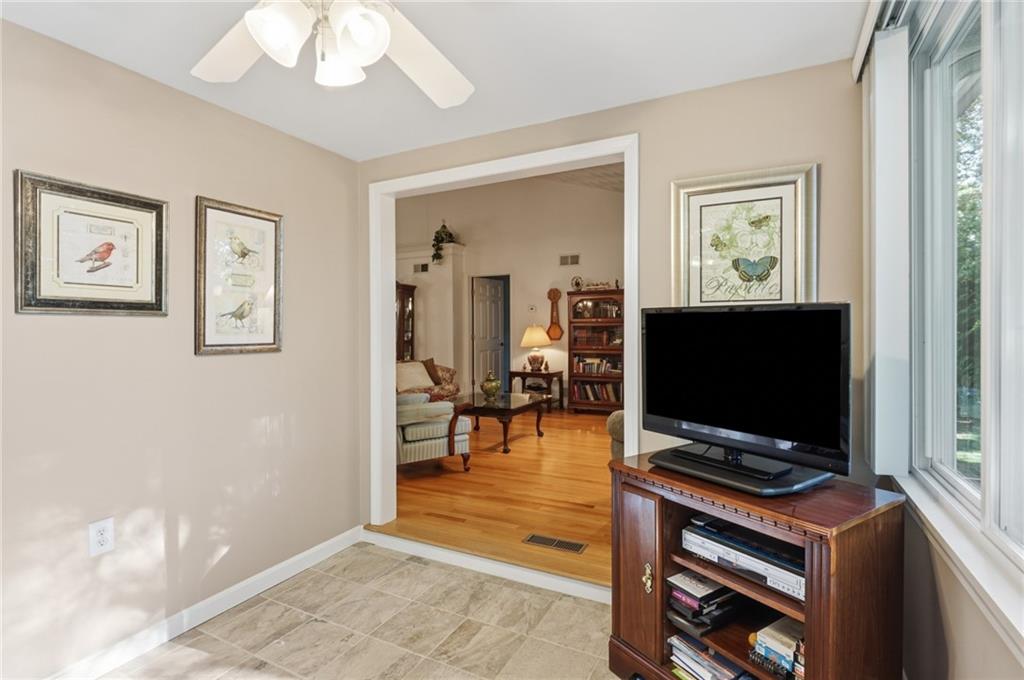 243 Spencer Woods Drive Unit 243 Property Photo 28