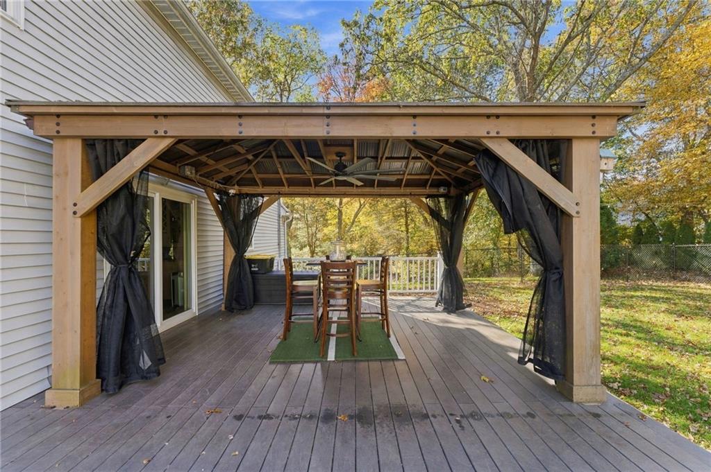 316 Post Road Property Photo 37