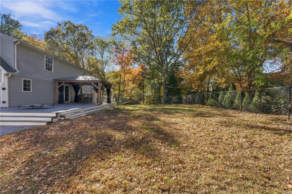316 Post Road Property Photo 39