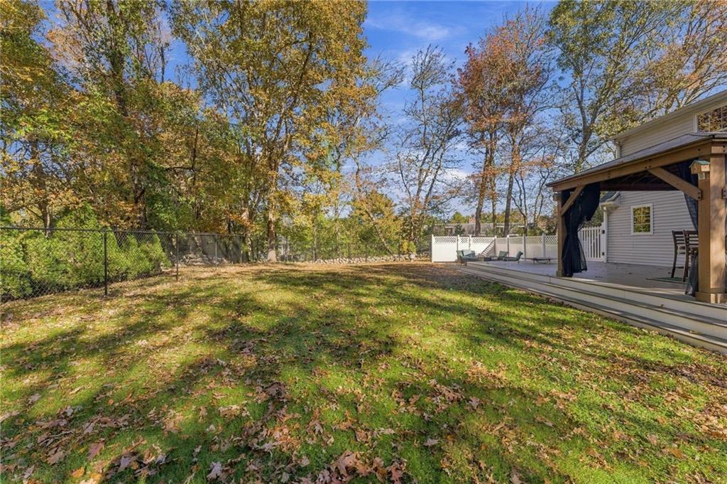 316 Post Road Property Photo 40