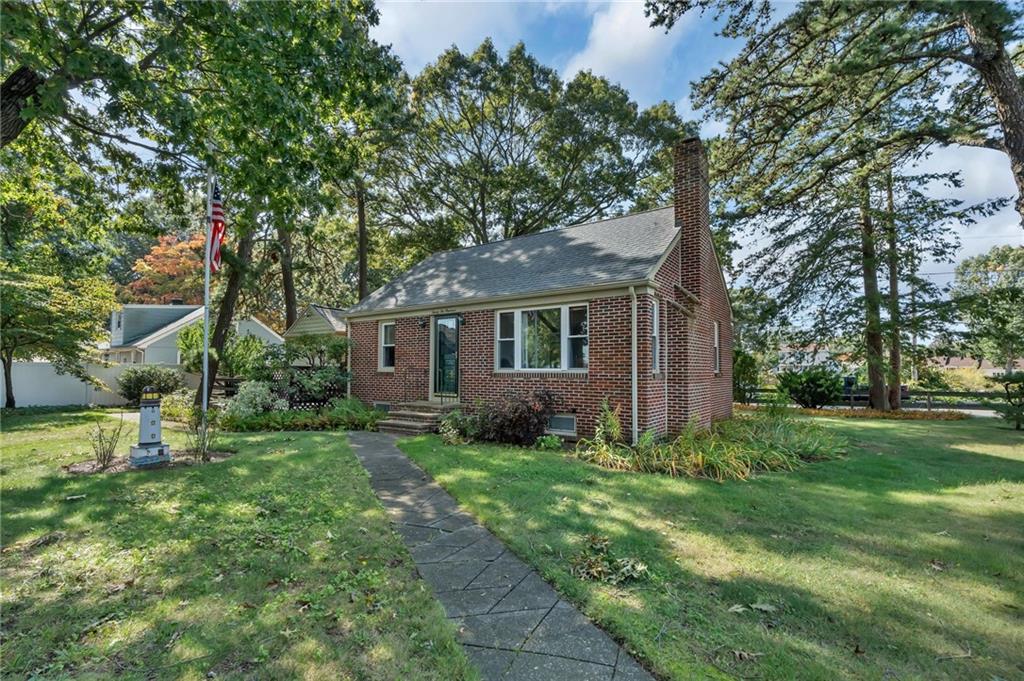 2200 West Shore Road Property Photo 4