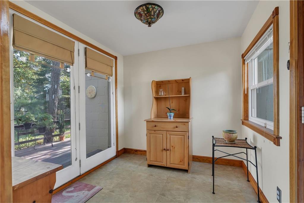 2200 West Shore Road Property Photo 27