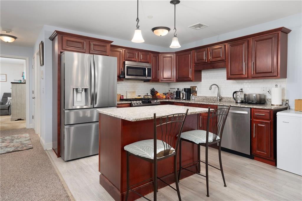 1 Gray Coach Lane Unit 101 Property Photo 8