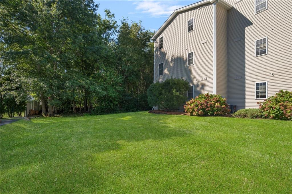 1 Gray Coach Lane Unit 101 Property Photo 20