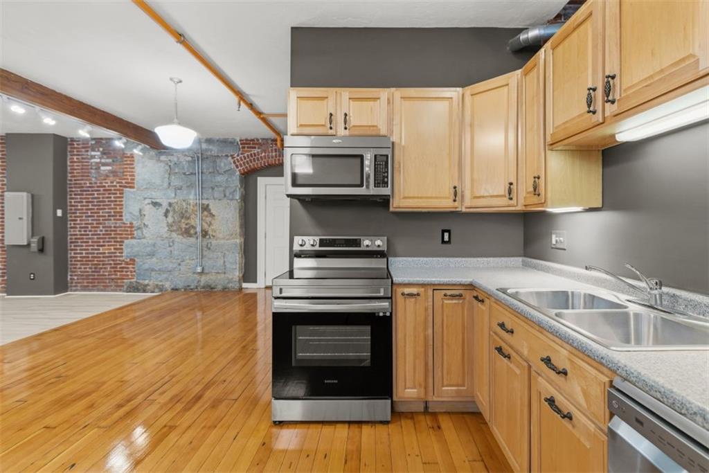 24 Front Street Unit 1 Property Photo 26