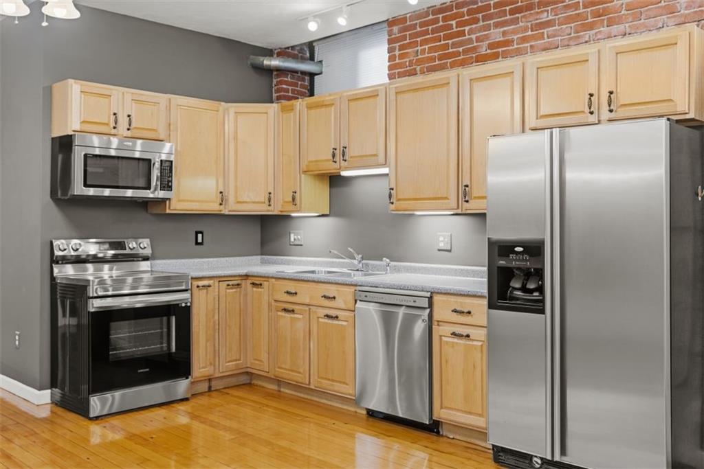 24 Front Street Unit 1 Property Photo 28