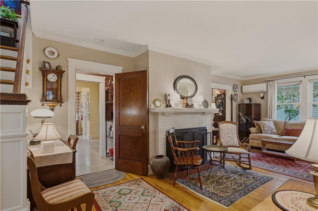 120 Bay View Avenue Property Photo 5