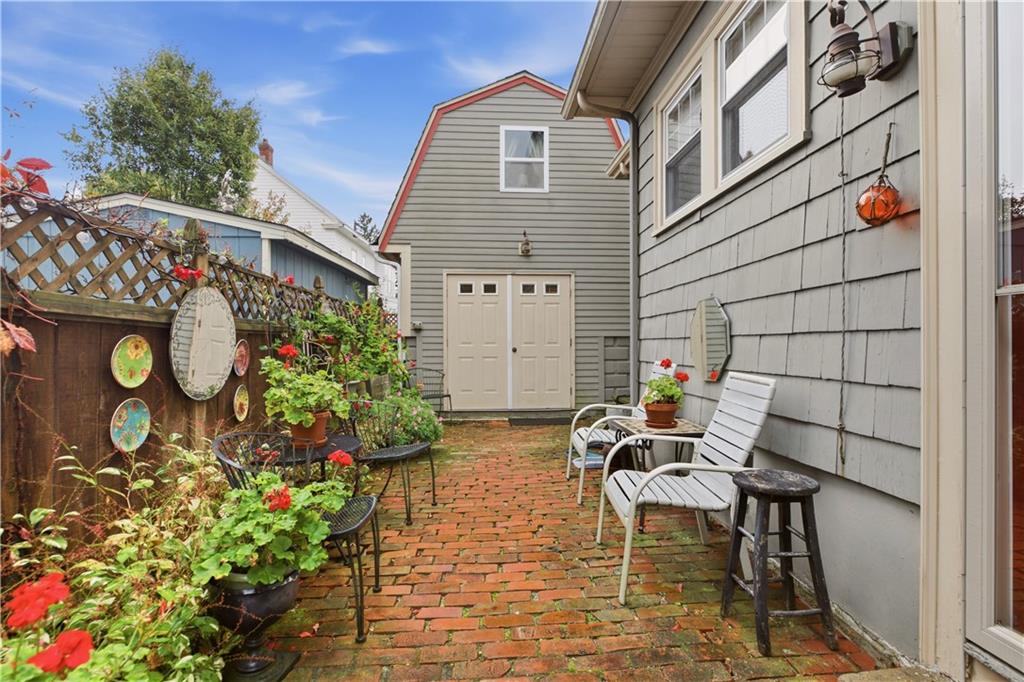 120 Bay View Avenue Property Photo 39