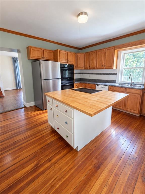 63 Pleasant Street Property Photo 7