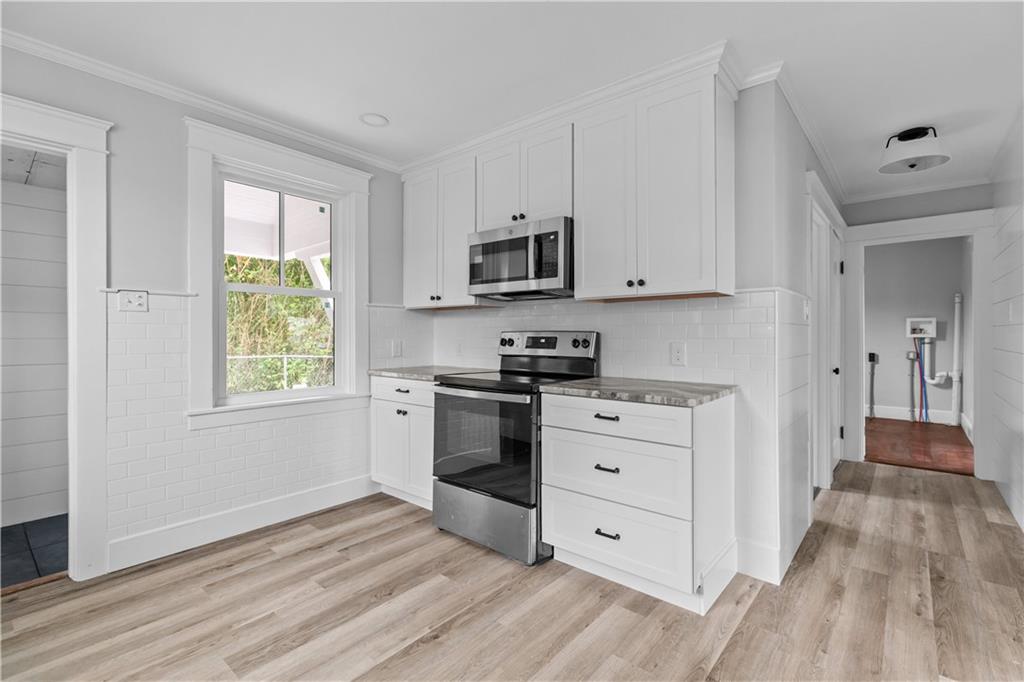 1330 West Main Road Property Photo 5