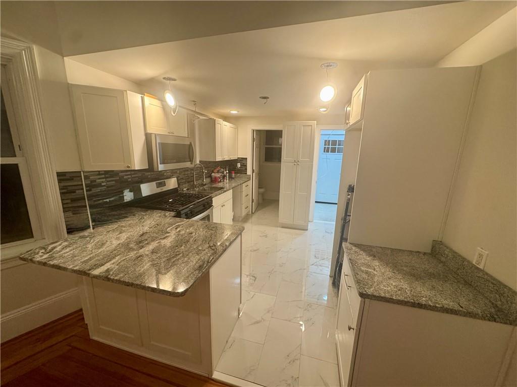 14 Yale Avenue Property Photo 6