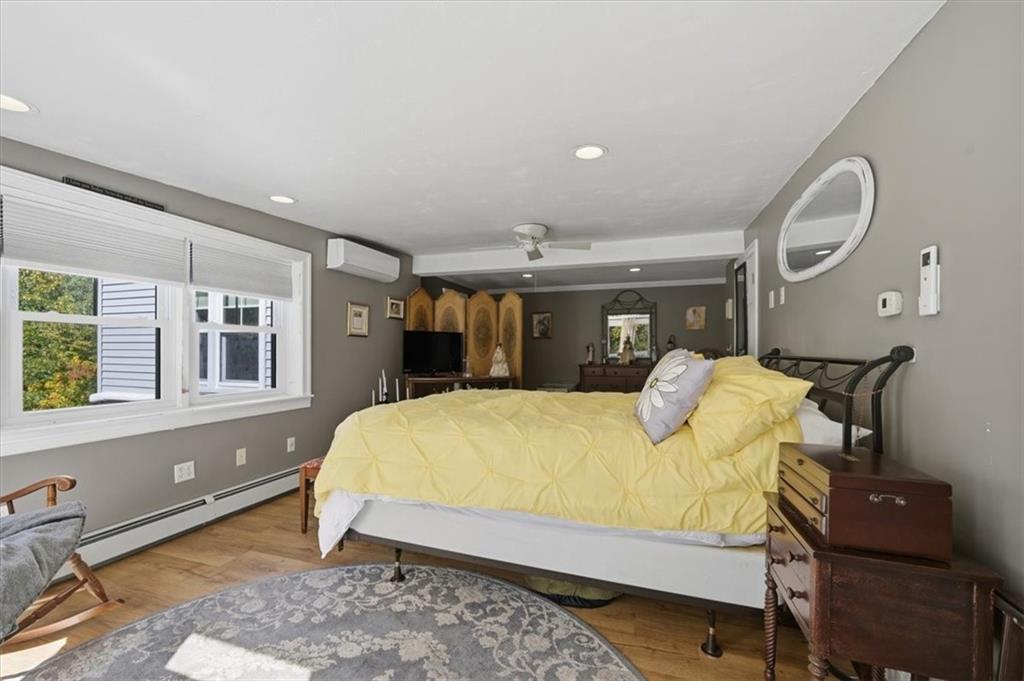 131 Henry Street Property Photo 24