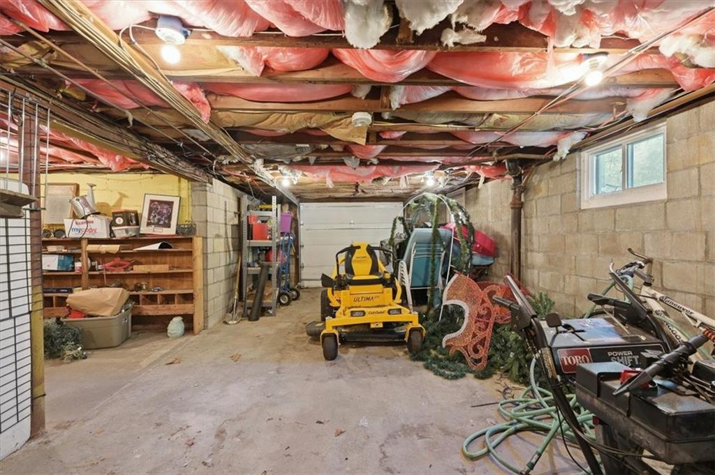 131 Henry Street Property Photo 34