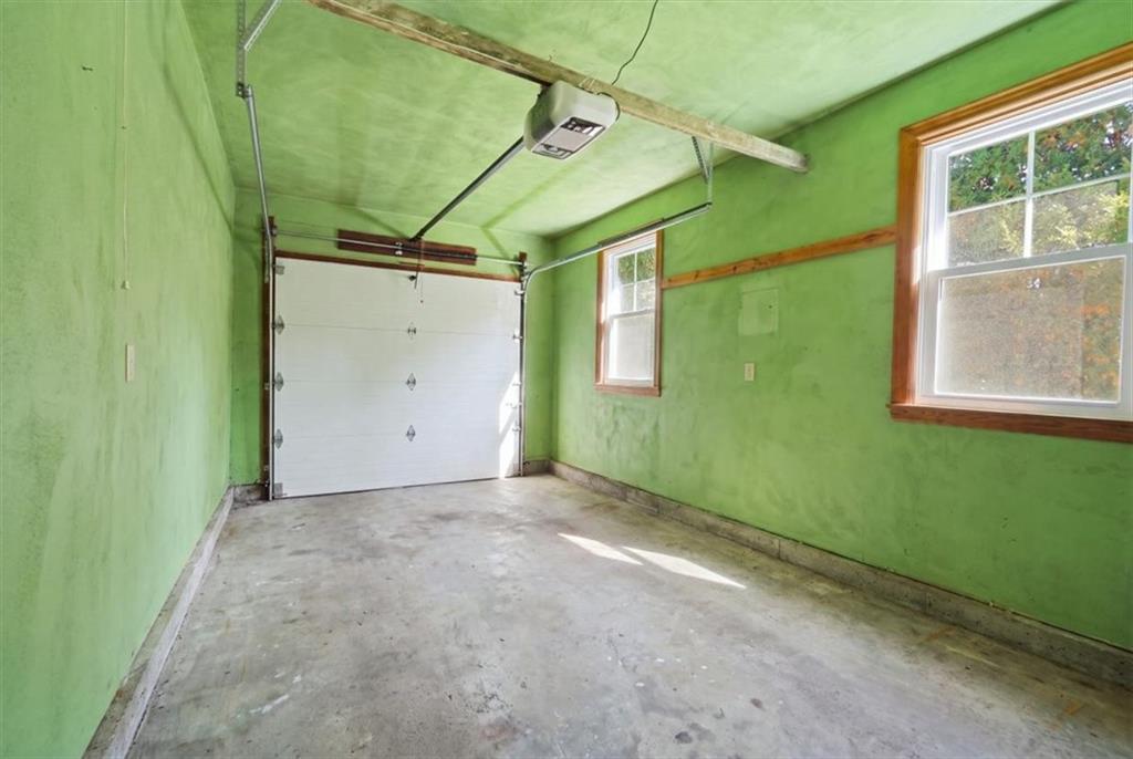 131 Henry Street Property Photo 35