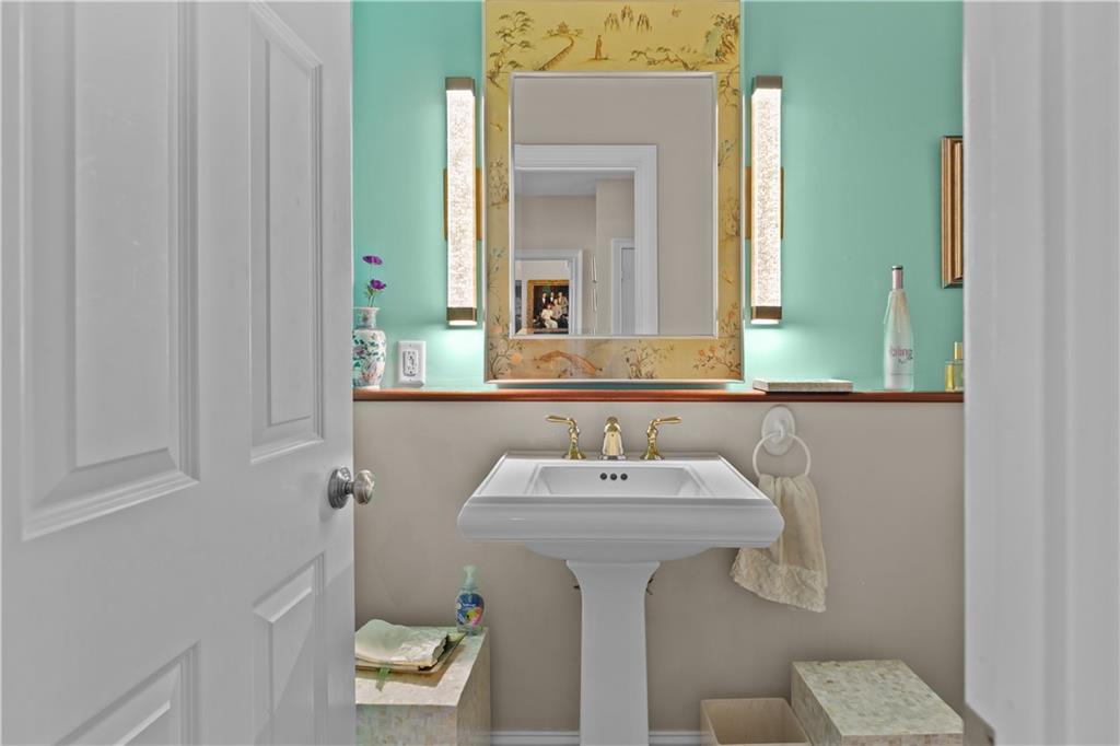 121 Seaside Drive Property Photo 30