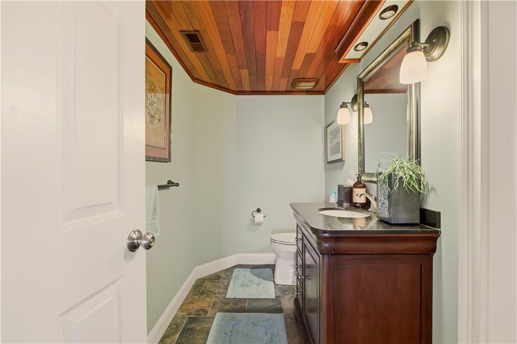 121 Seaside Drive Property Photo 38