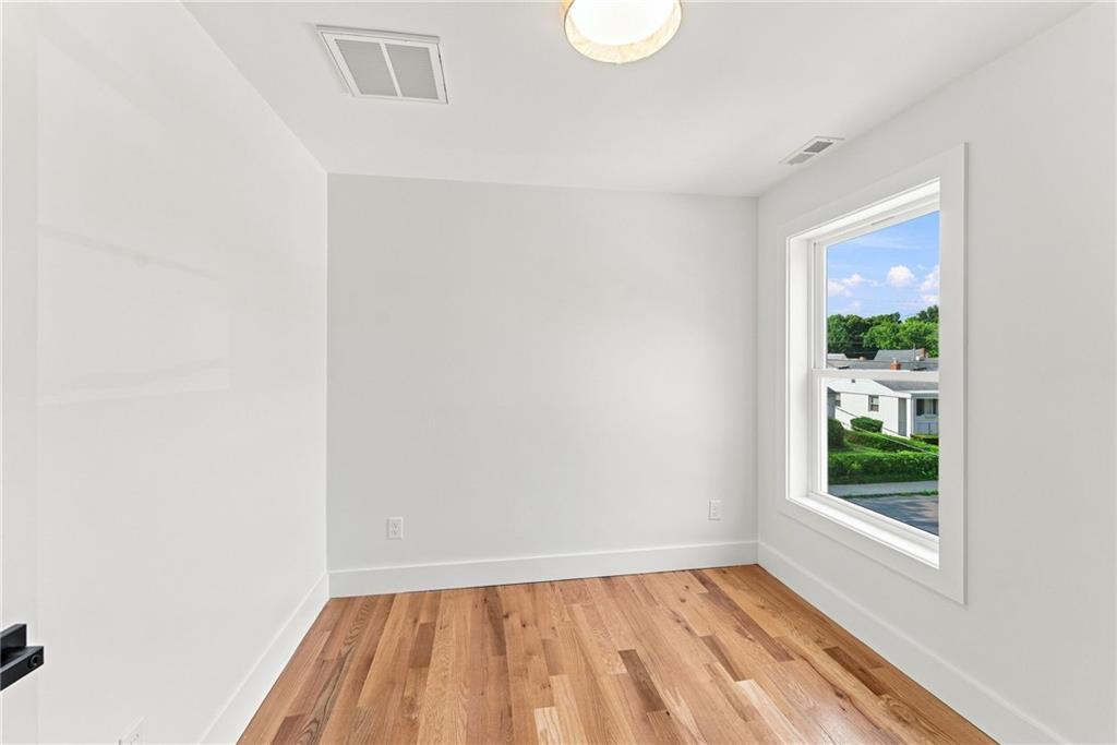 67 Harding Avenue Property Photo 17