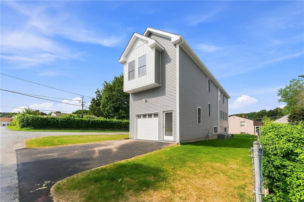 67 Harding Avenue Property Photo 21