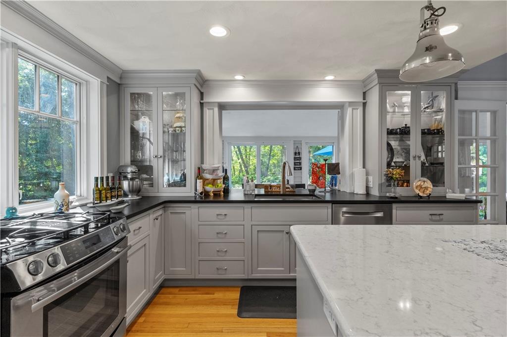 44 Verdant Circle Property Photo 8