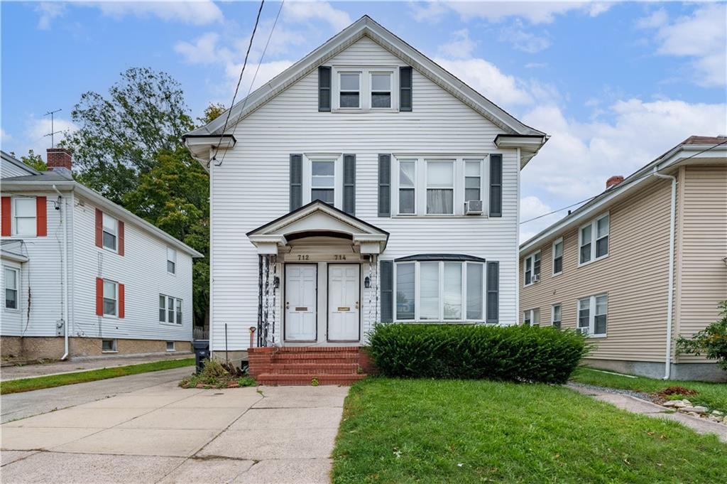 712 714 East Avenue Property Photo 1
