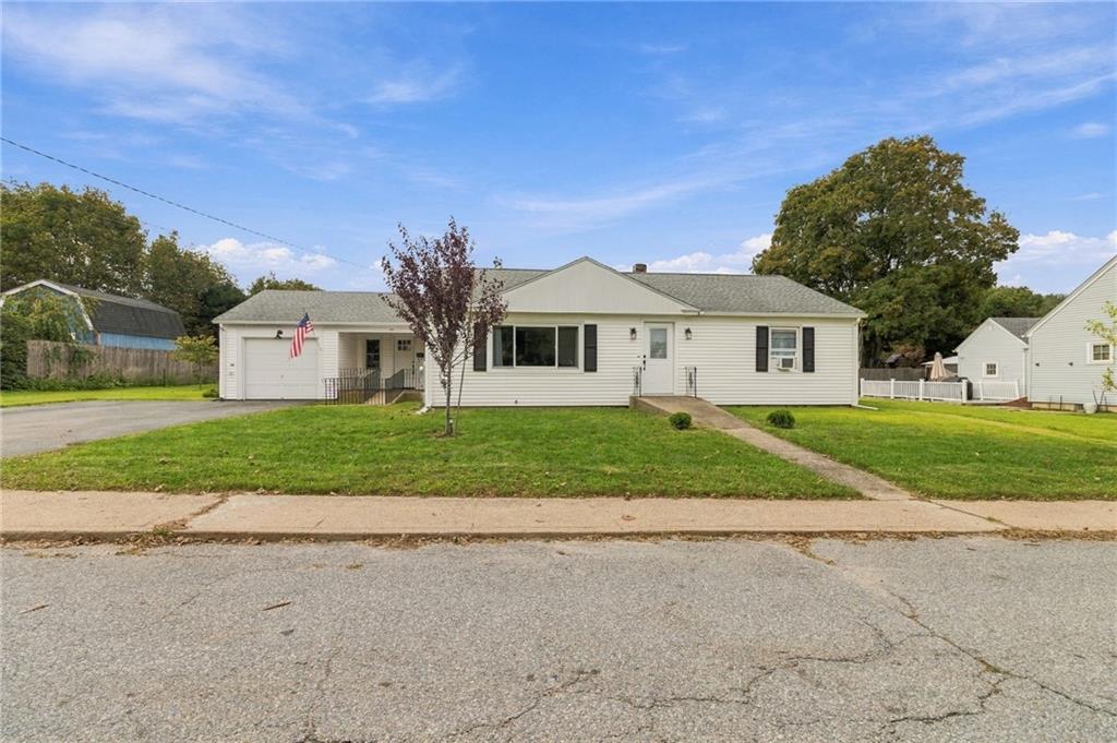 143 Macarthur Boulevard Property Photo 1