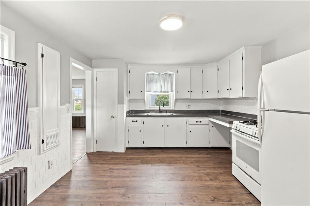 143 Macarthur Boulevard Property Photo 7