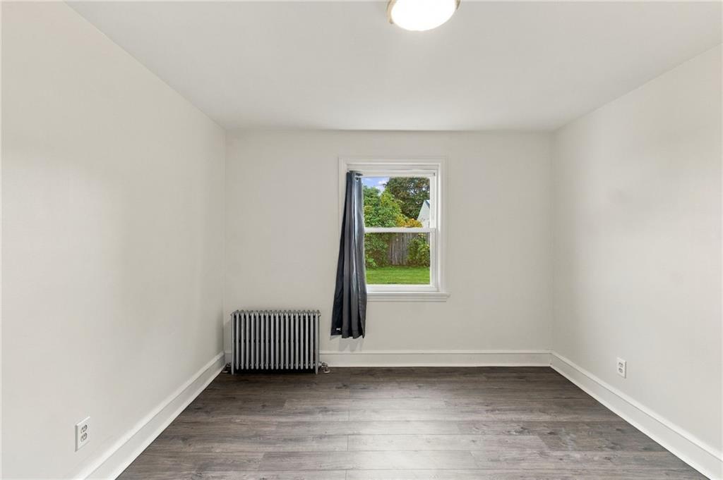 143 Macarthur Boulevard Property Photo 14