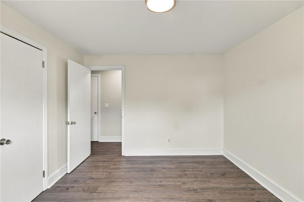 143 Macarthur Boulevard Property Photo 17