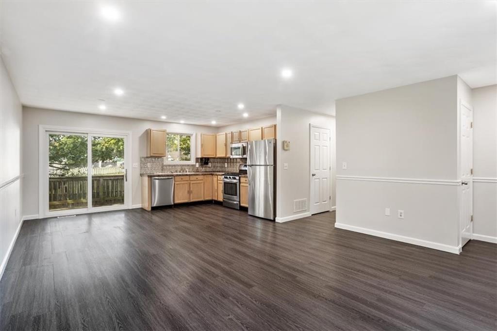 35 Kenwood Street Property Photo 6