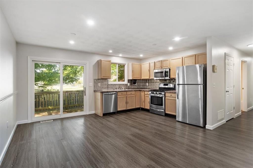 35 Kenwood Street Property Photo 7