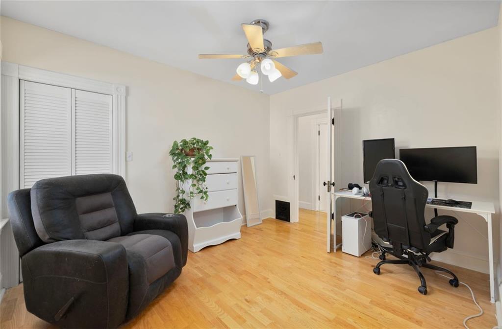 230 Martin Street Property Photo 19