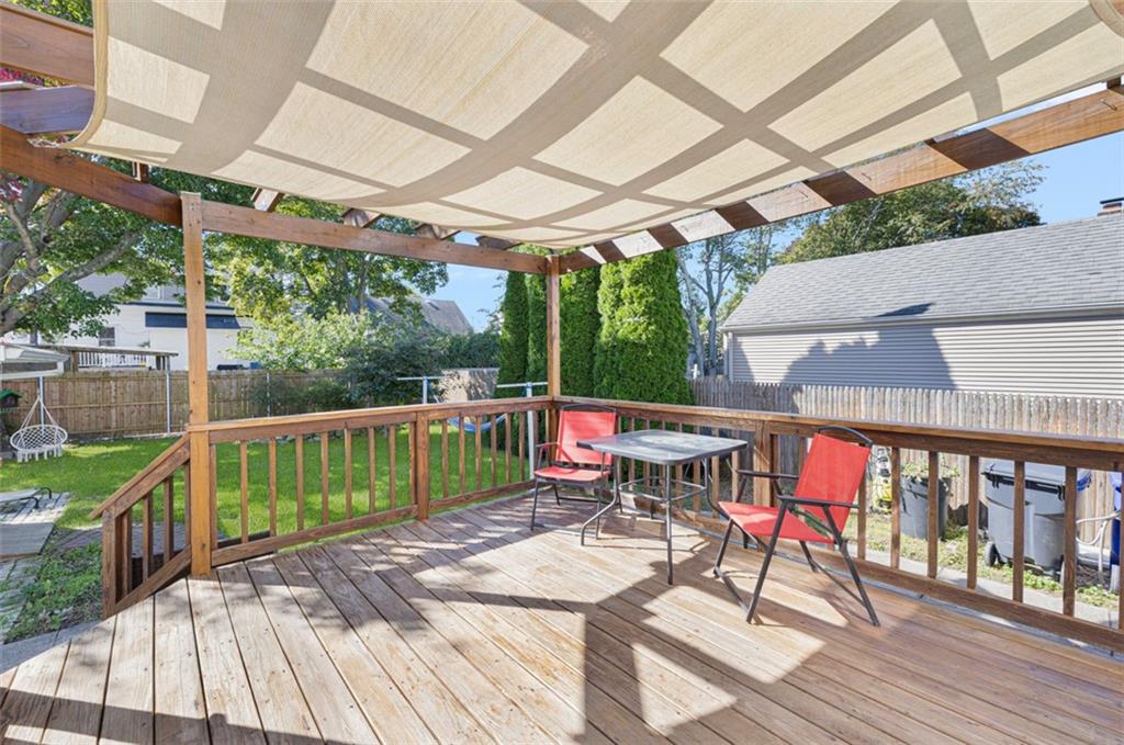 230 Martin Street Property Photo 37