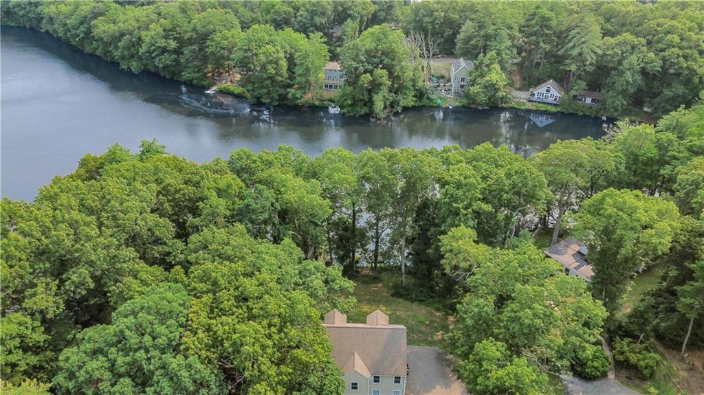 22 Breezy Knoll Road Property Photo 3