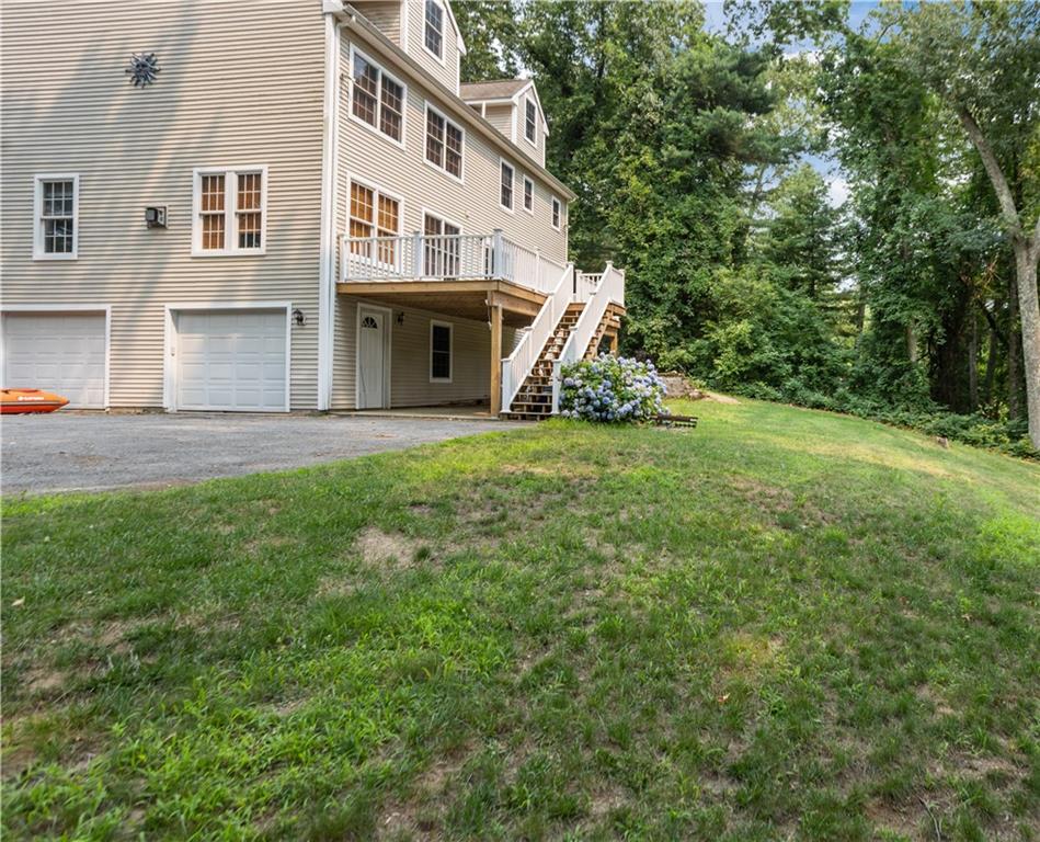 22 Breezy Knoll Road Property Photo 5