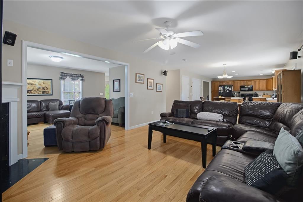 22 Breezy Knoll Road Property Photo 15