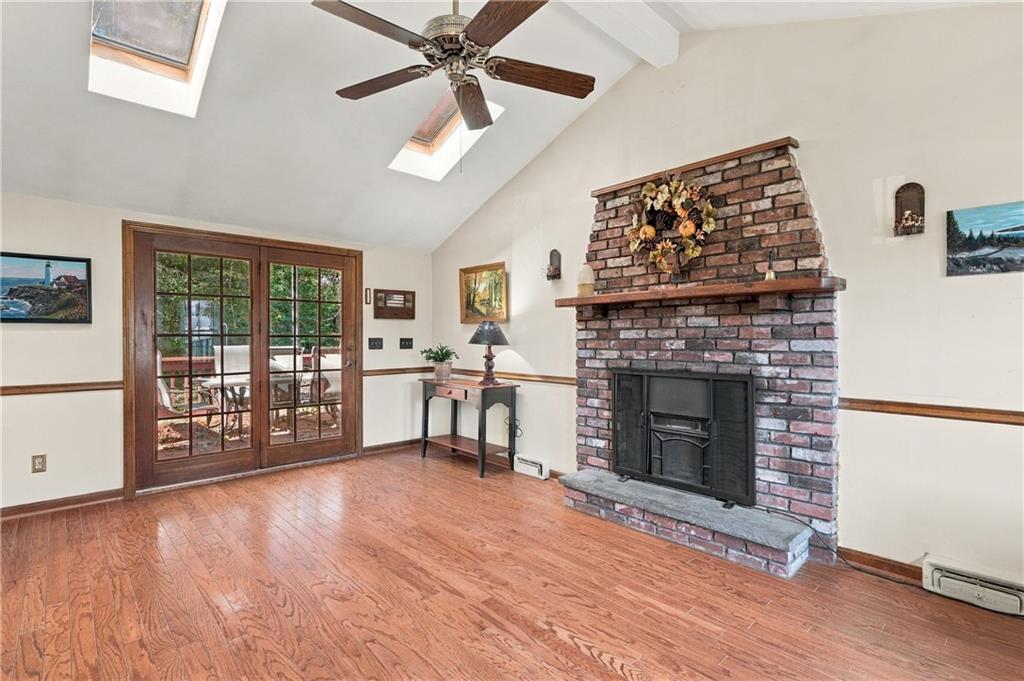 100 Sleepy Hollow Drive Property Photo 3