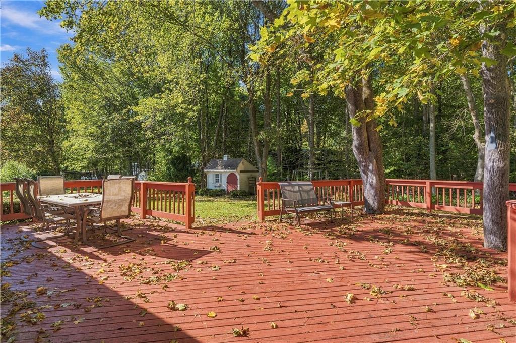 100 Sleepy Hollow Drive Property Photo 23