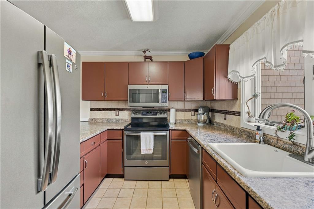 4 Palmer Circle Unit 15 Property Photo 2