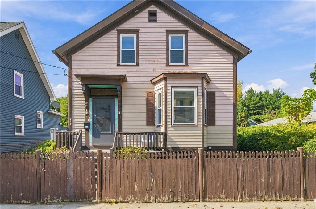 174 Lowell Avenue Property Photo 1