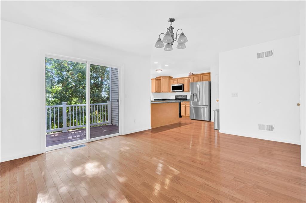 45 Silver Cup Circle Property Photo 13