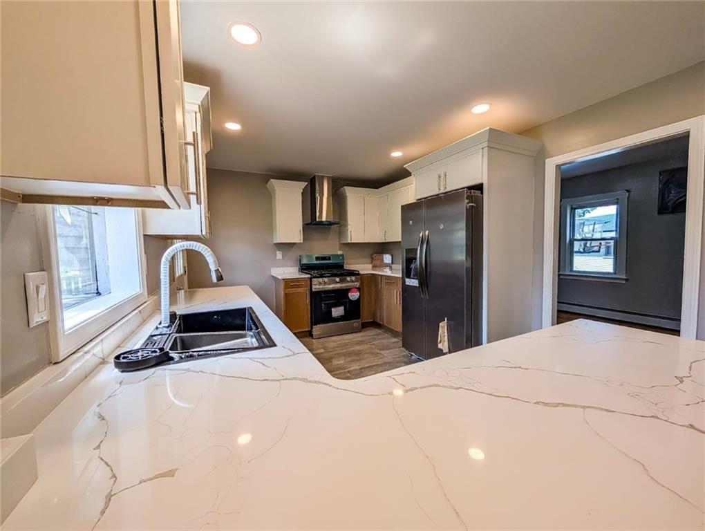 184 Cumberland Street Property Photo 2