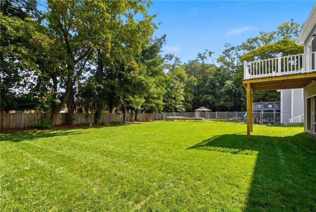 27 Melody Lane Property Photo 16