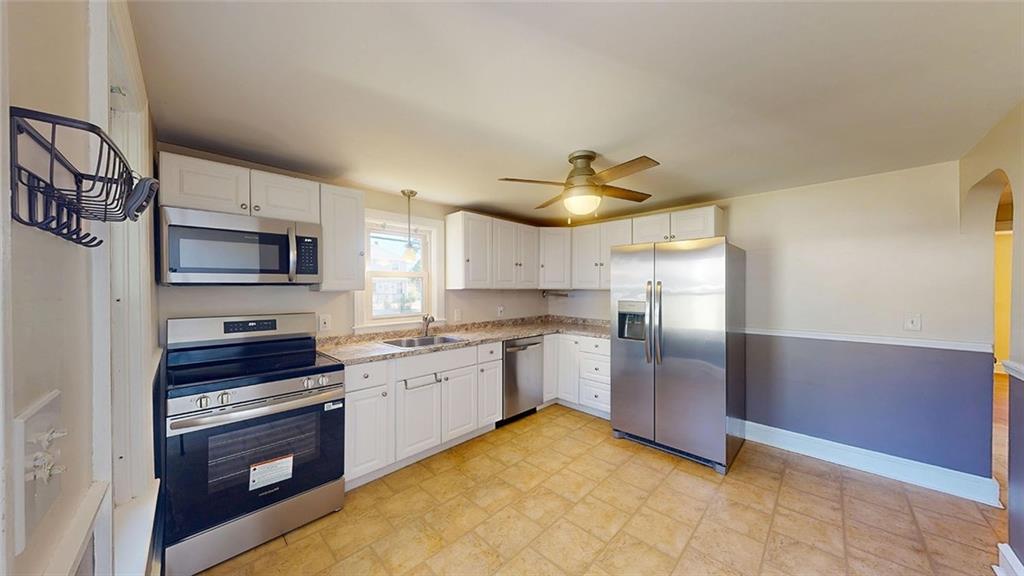 890 Cottage Street Property Photo 6