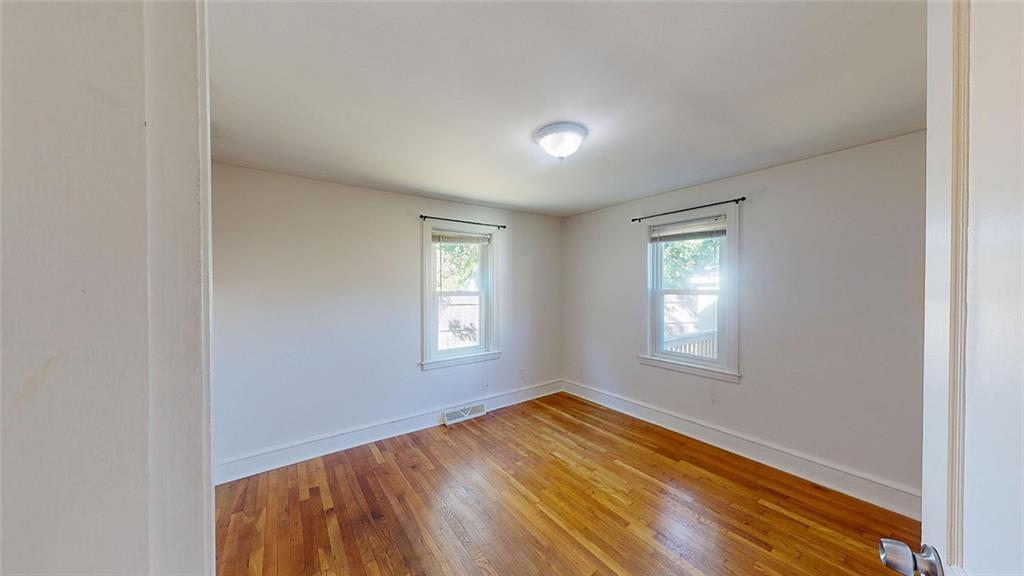 890 Cottage Street Property Photo 10