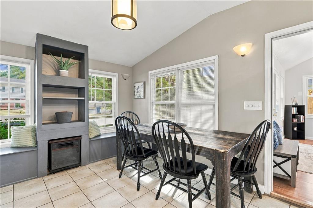 7 White Pine Drive Property Photo 4